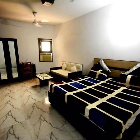 Hotel Mehra Inn أمريتسار المظهر الخارجي الصورة
