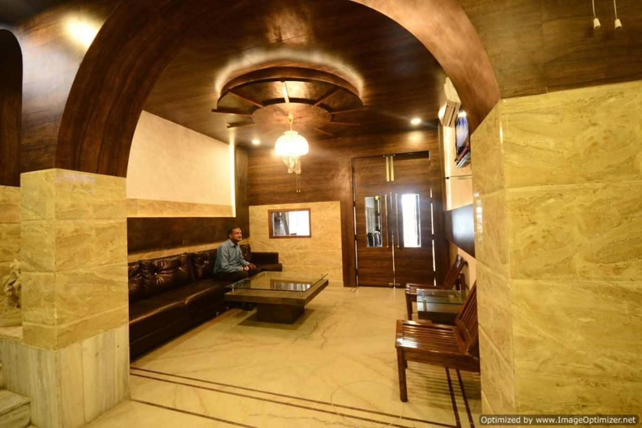 Hotel Mehra Inn أمريتسار المظهر الخارجي الصورة