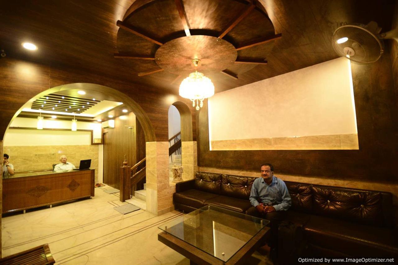 Hotel Mehra Inn أمريتسار المظهر الخارجي الصورة